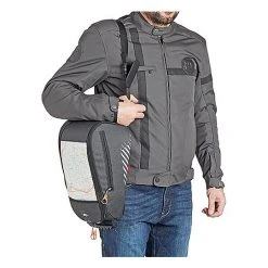 Borsa Da Serbatoio Doppia Kappa AH201 20>40 Litri -KAPPA Saldi borsa da serbatoio doppia kappa ah201 20 40 litri 68750